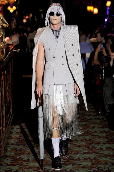 Look 1